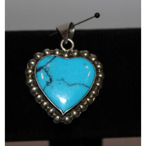 Vintage Turquoise Heart Pendant Sterling Silver Beaded Frame 11.27g 1.25”